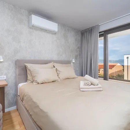 Luxury Lea Magdalena 5, Krk Villa *